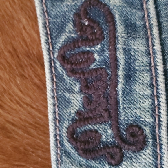 Miss Me jeans size 28 low rise. Light wash - Picture 3 of 6